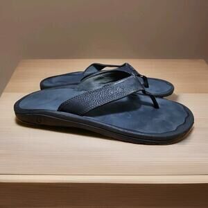 Olukai Ohana Flip Flops Mens 13 Black Gray Leather Beach Comfort Sandals Slip On
